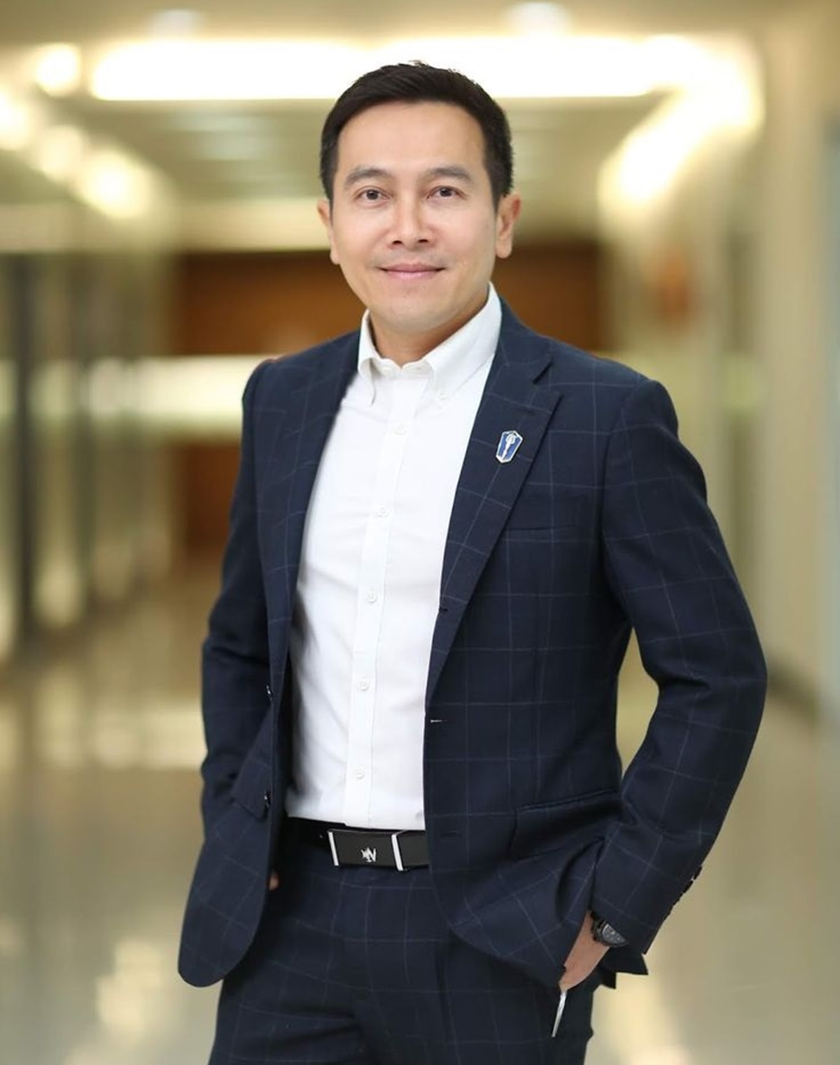 ao-vest-trung-nien-cac-mau-ao-vest-tao-dang-ton-len-phong-cach-lich-lam-2.jpg