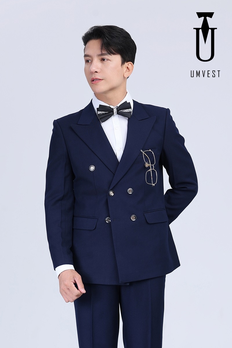 Bộ vest xanh navy 6 cúc