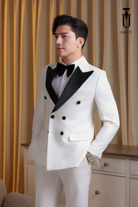BỘ TUXEDO MÀU TRẮNG 6 CÚC