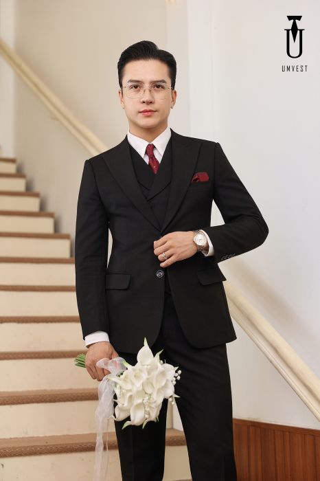 VEST CHÚ RỂ MÀU ĐEN TUYỀN GILE SAM