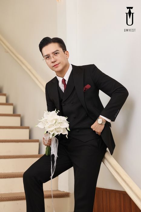 VEST CHÚ RỂ MÀU ĐEN TUYỀN GILE SAM