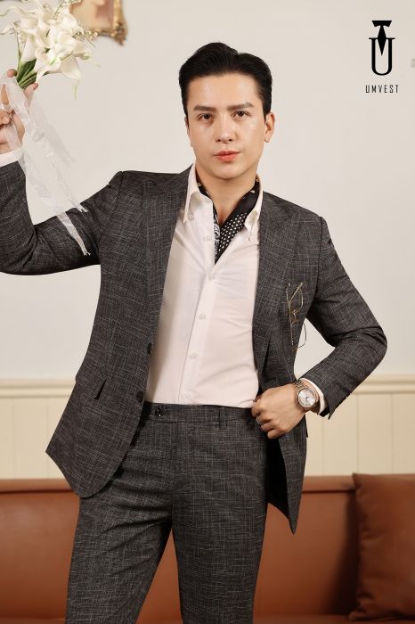 VEST CHÚ RỂ XÁM ĐẬM SỌC