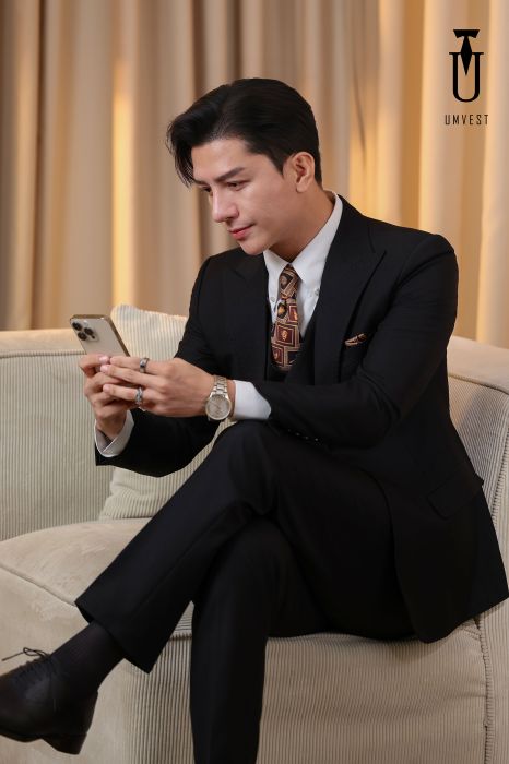 ÁO VEST MÀU ĐEN 01