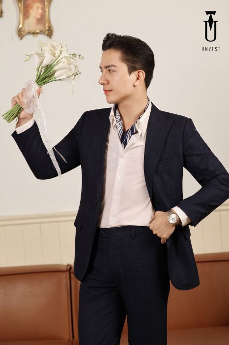 VEST NAM XANH ĐEN KHĂN CỔ