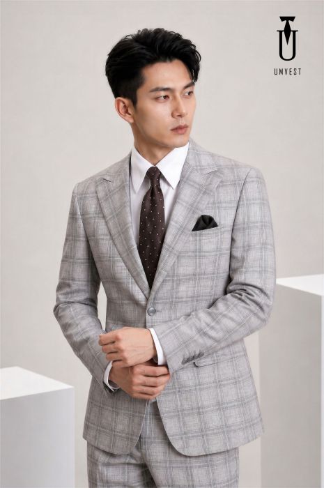 THUÊ VEST UM TRẮNG CARO
