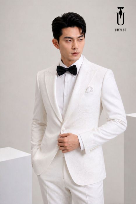 THUÊ VEST UM TRẮNG GẤM
