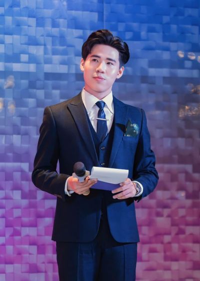 Thuê Vest Cưới Giá Rẻ TPHCM – Cách Tiết Kiệm Chi Phí Mà Vẫn Hoàn Hảo