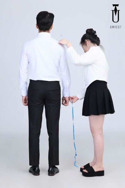 Tại sao vest cưới may đo lại được yêu thích tại TPHCM?