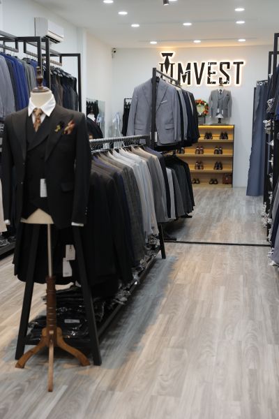 Chọn Vest Thuê Cho Buổi Tiệc Cưới Tại TPHCM: Lời Khuyên Từ Chuyên Gia