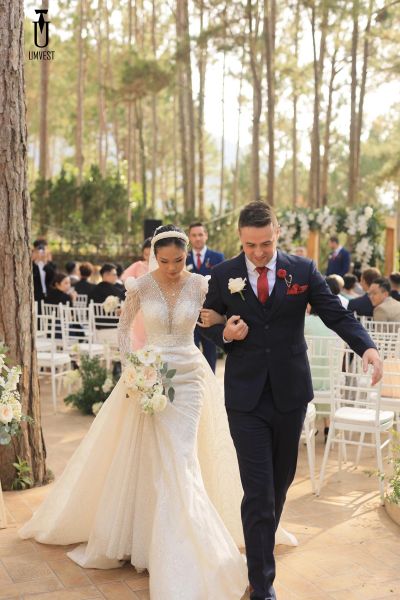 May Vest Cưới Chú Rể tại TPHCM: Địa Chỉ Uy Tín Với Dịch Vụ May Đo Chuyên Nghiệp